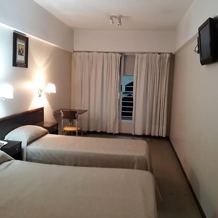 Hotel Carrara Buenos Aires Luaran gambar